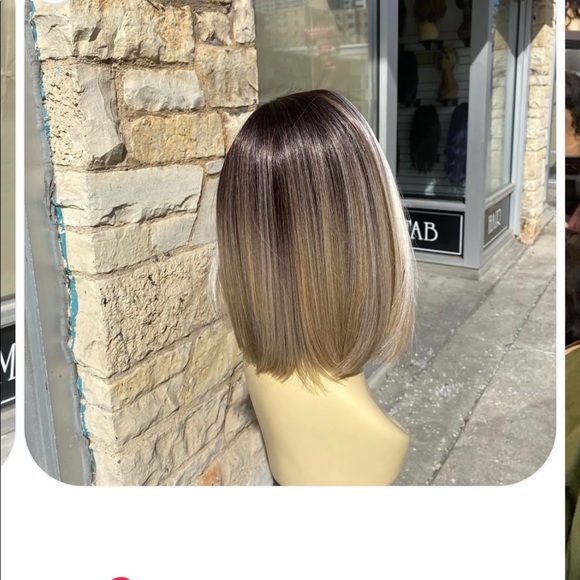 Short sassy Lacefront wig - Picture 5 of 15